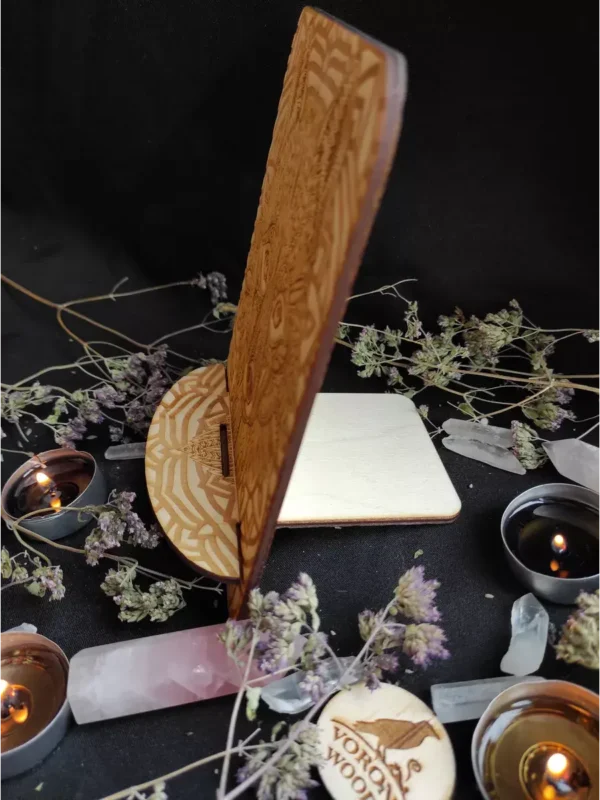 Подставка «Волк» — дерево