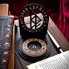 Оберег алтарь со ставом "Флюгер Карьерный рост", набор рун для ритуалов с местом для свечи и благовоний, разборный