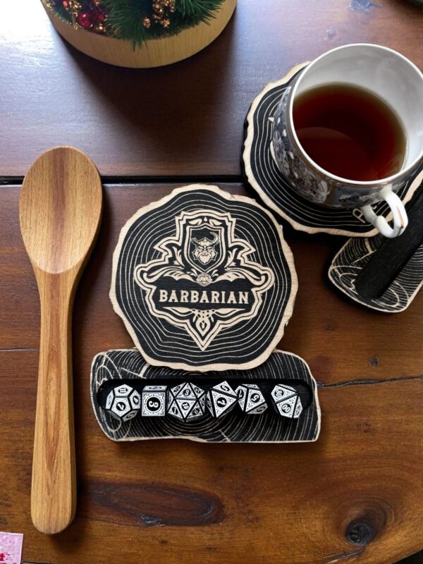 ДнД подставка «Варвар» — дерево ДнД подставка «Варвар» — дерево