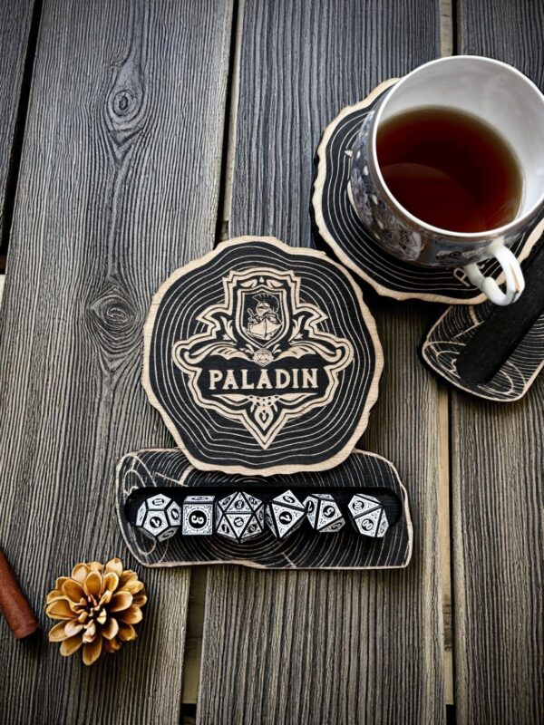 ДнД подставка «Паладин» — дерево ДнД подставка «Паладин» — дерево