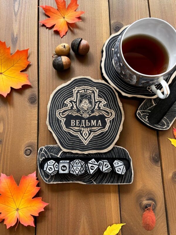 ДнД подставка «Ведьма» — дерево ДнД подставка «Ведьма» — дерево