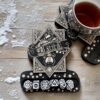 ДнД подставка «Бард» — дерево ДнД подставка «Бард» — дерево