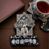 ДнД подставка «Гейм мастер» — дерево