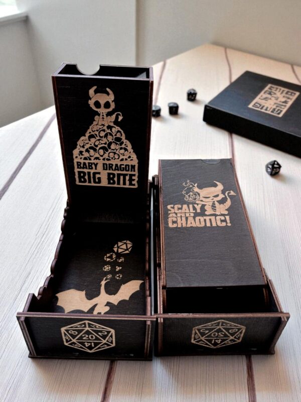 Dice Tower «Большой кусь» — дерево Dice Tower «Большой кусь» — дерево