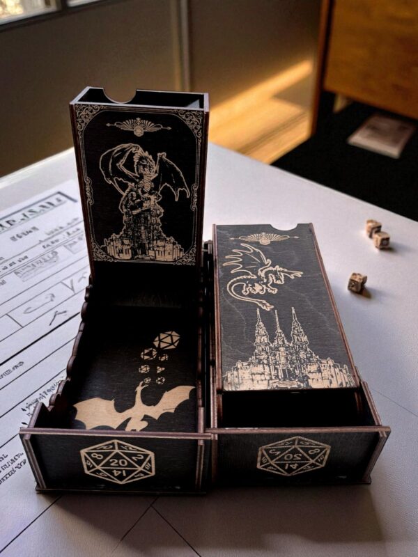 Dice Tower «Дракон и замок» — дерево