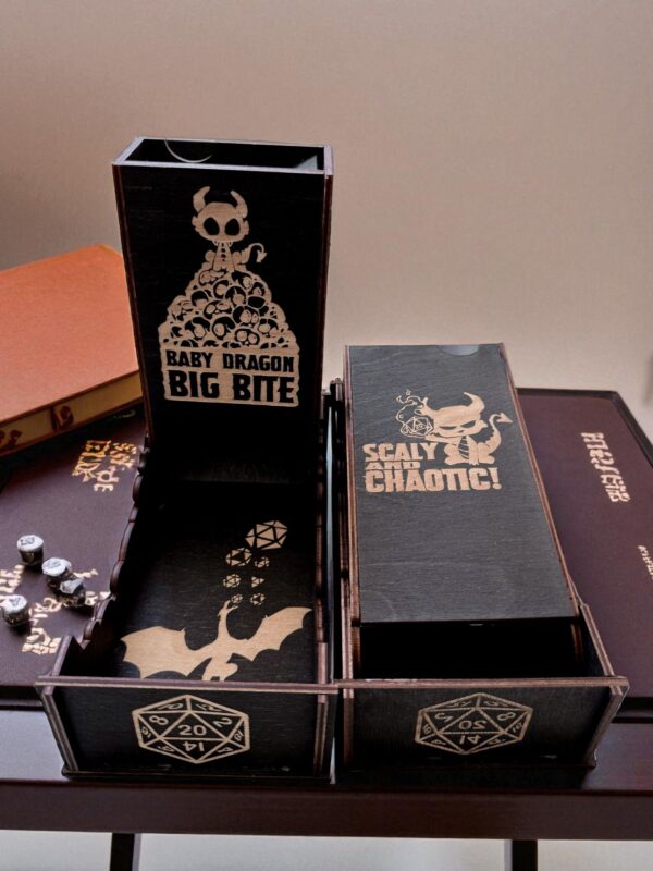 Dice Tower «Большой кусь» — дерево Dice Tower «Большой кусь» — дерево