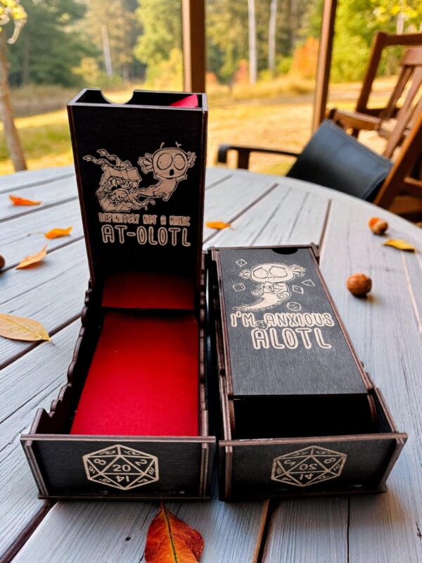 Dice Tower «Точно не мимик с аксолотлем 2» — дерево Dice Tower «Точно не мимик с аксолотлем 2» — дерево