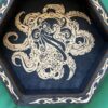 15409652008.jpg Лоток для кубиков DnD, щупальца и кубики, дерево